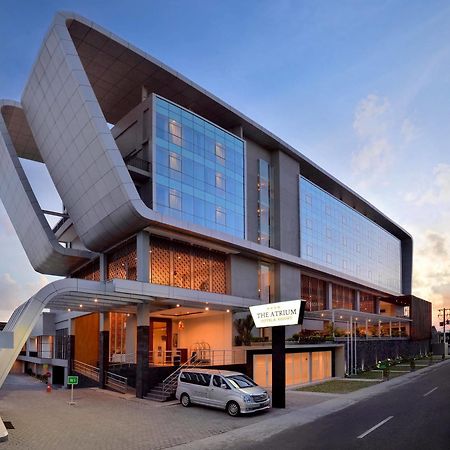 ดิ เอเทรียม โฮเต็ล แอนด์ รีสอร์ต ยอกยาการ์ต้า Hotel Melati ภายนอก รูปภาพ