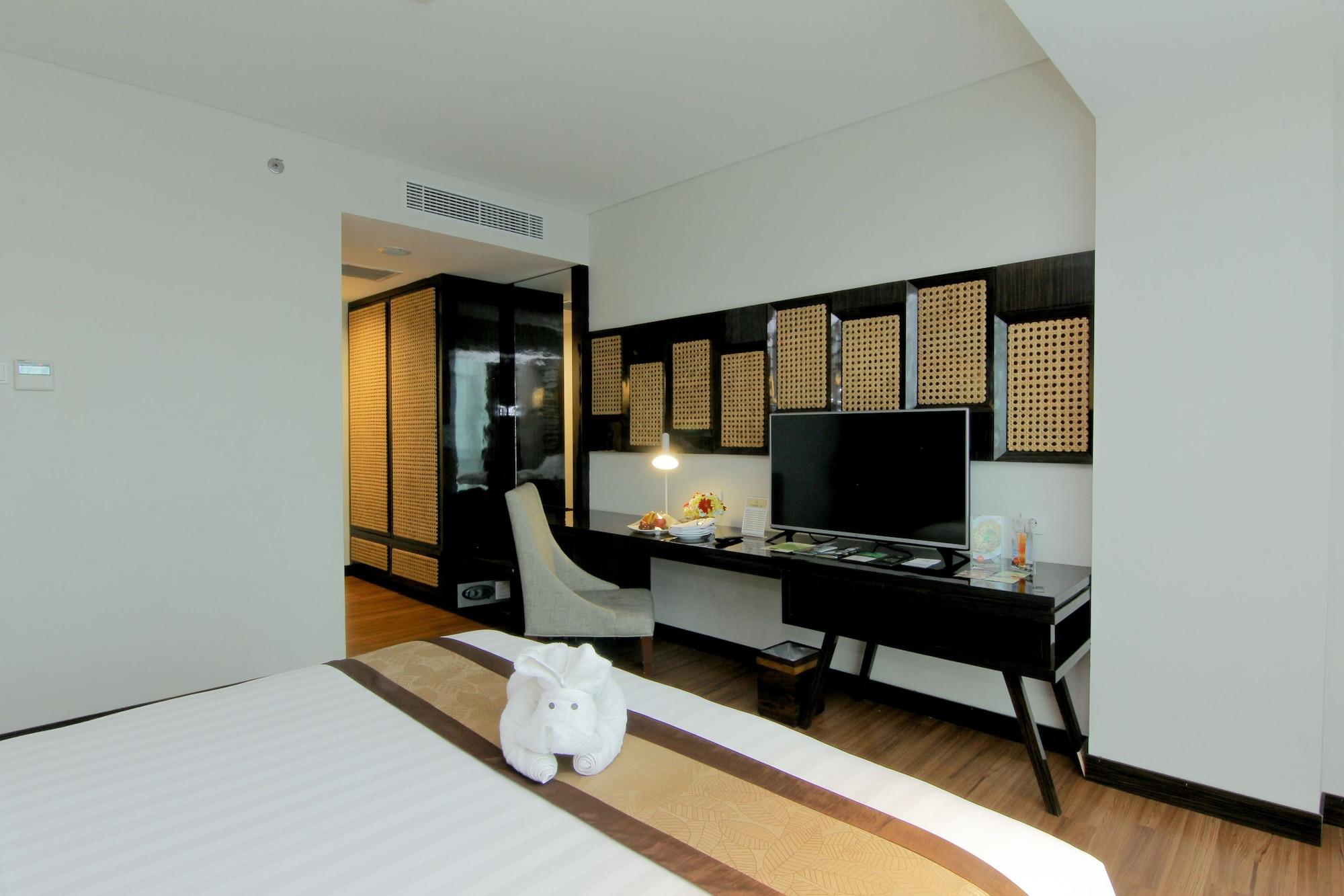 ดิ เอเทรียม โฮเต็ล แอนด์ รีสอร์ต ยอกยาการ์ต้า Hotel Melati ภายนอก รูปภาพ