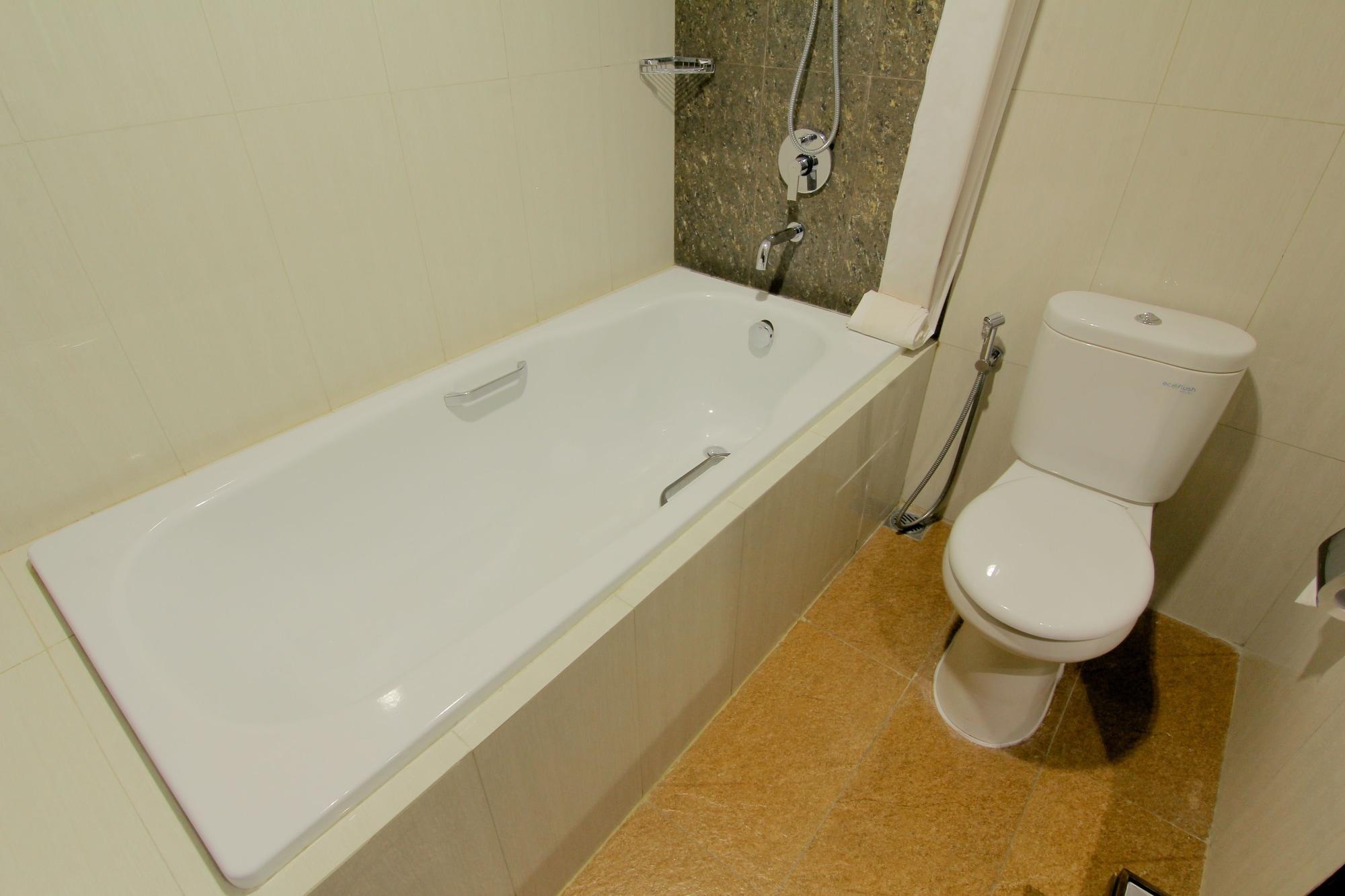 ดิ เอเทรียม โฮเต็ล แอนด์ รีสอร์ต ยอกยาการ์ต้า Hotel Melati ภายนอก รูปภาพ