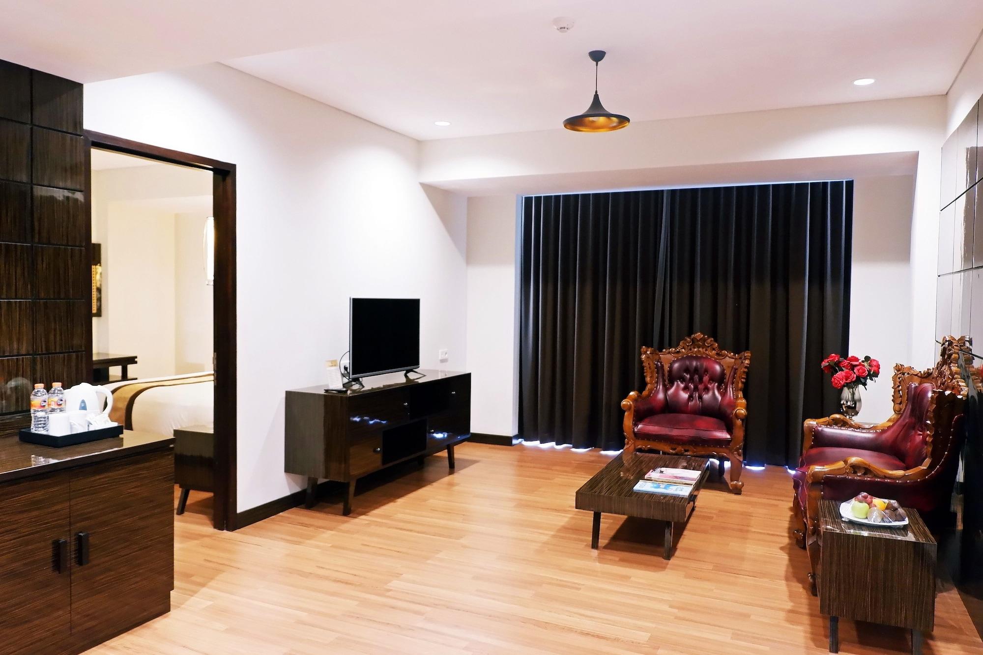 ดิ เอเทรียม โฮเต็ล แอนด์ รีสอร์ต ยอกยาการ์ต้า Hotel Melati ภายนอก รูปภาพ