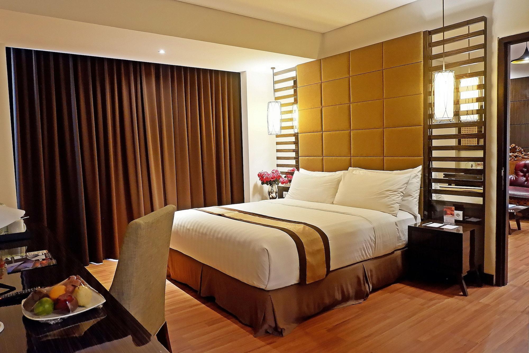 ดิ เอเทรียม โฮเต็ล แอนด์ รีสอร์ต ยอกยาการ์ต้า Hotel Melati ภายนอก รูปภาพ