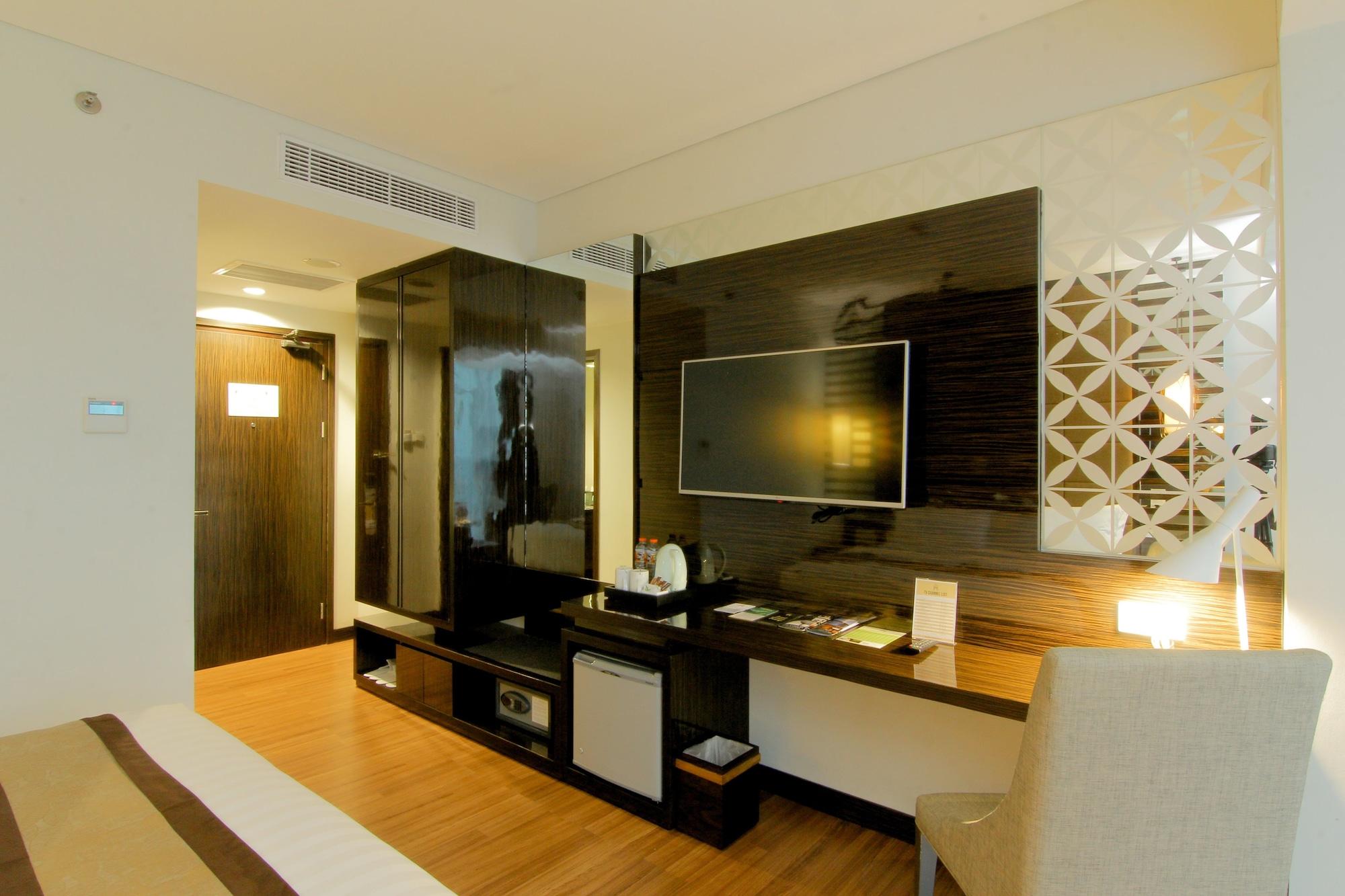 ดิ เอเทรียม โฮเต็ล แอนด์ รีสอร์ต ยอกยาการ์ต้า Hotel Melati ภายนอก รูปภาพ