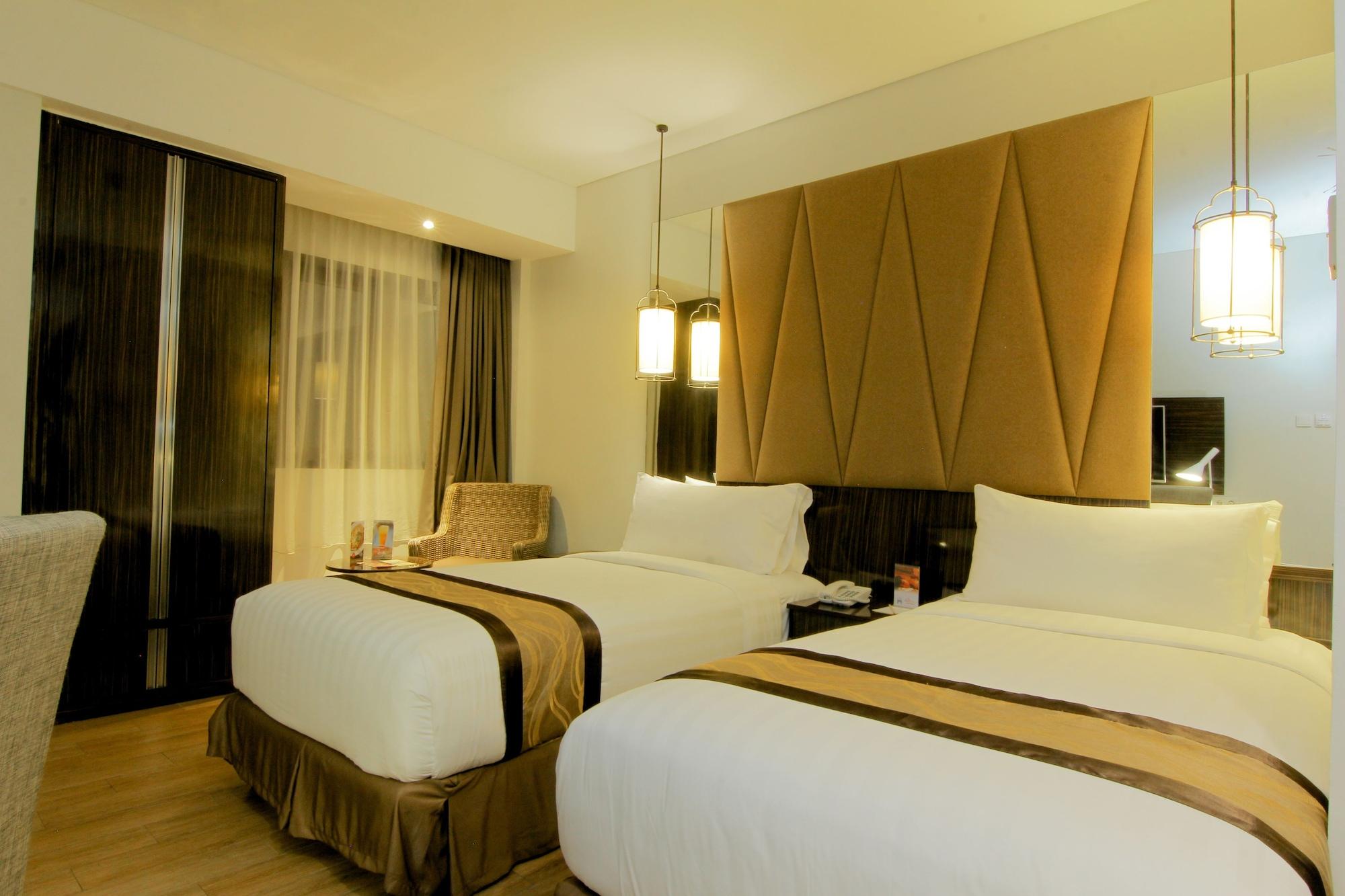ดิ เอเทรียม โฮเต็ล แอนด์ รีสอร์ต ยอกยาการ์ต้า Hotel Melati ภายนอก รูปภาพ