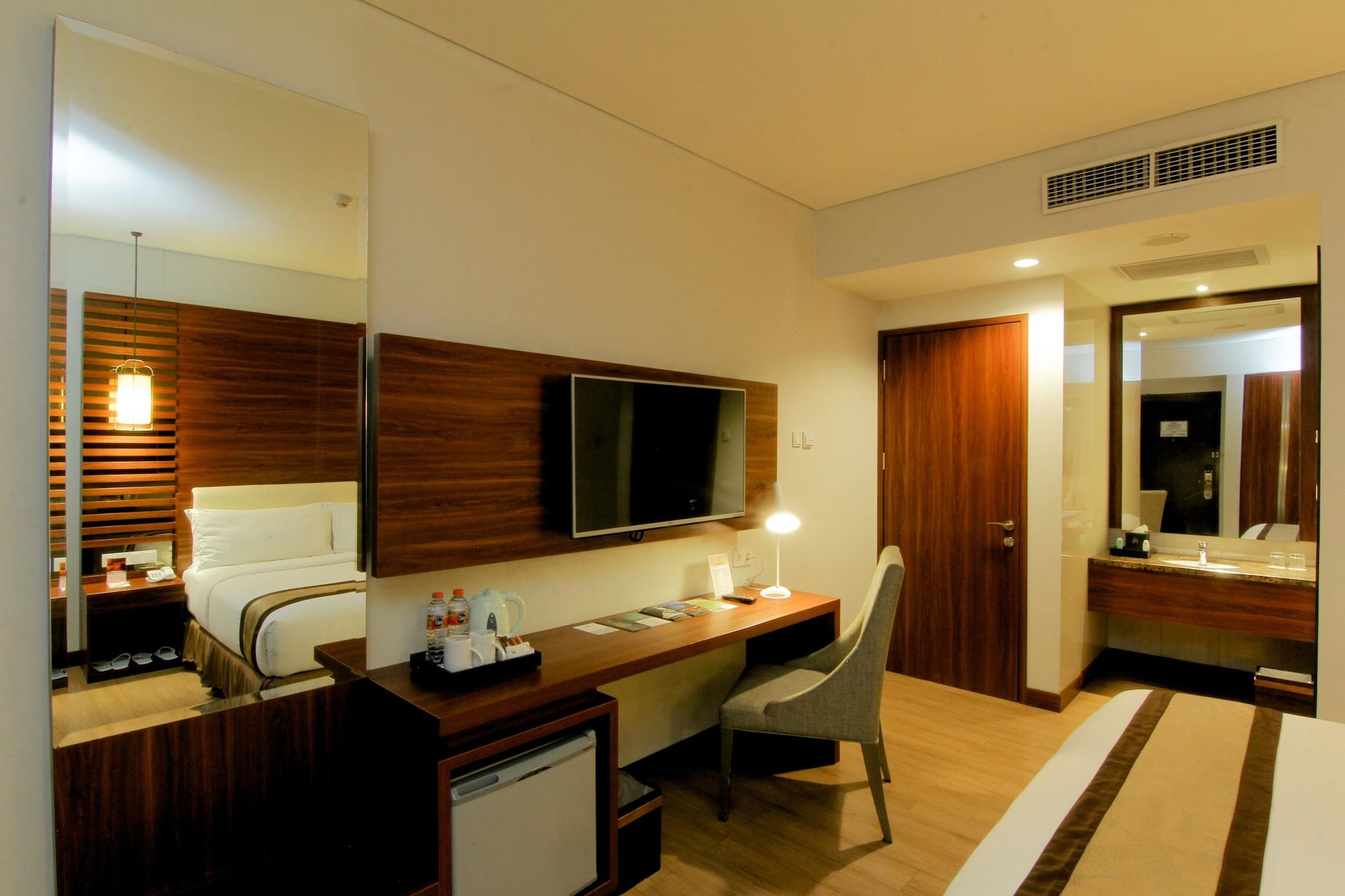 ดิ เอเทรียม โฮเต็ล แอนด์ รีสอร์ต ยอกยาการ์ต้า Hotel Melati ภายนอก รูปภาพ