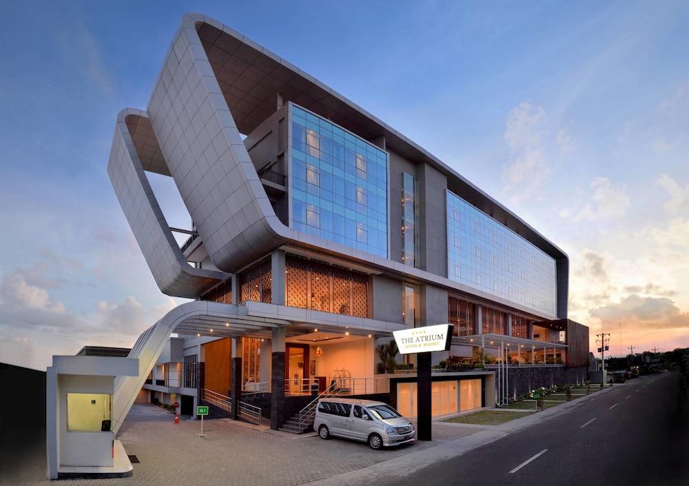 ดิ เอเทรียม โฮเต็ล แอนด์ รีสอร์ต ยอกยาการ์ต้า Hotel Melati ภายนอก รูปภาพ