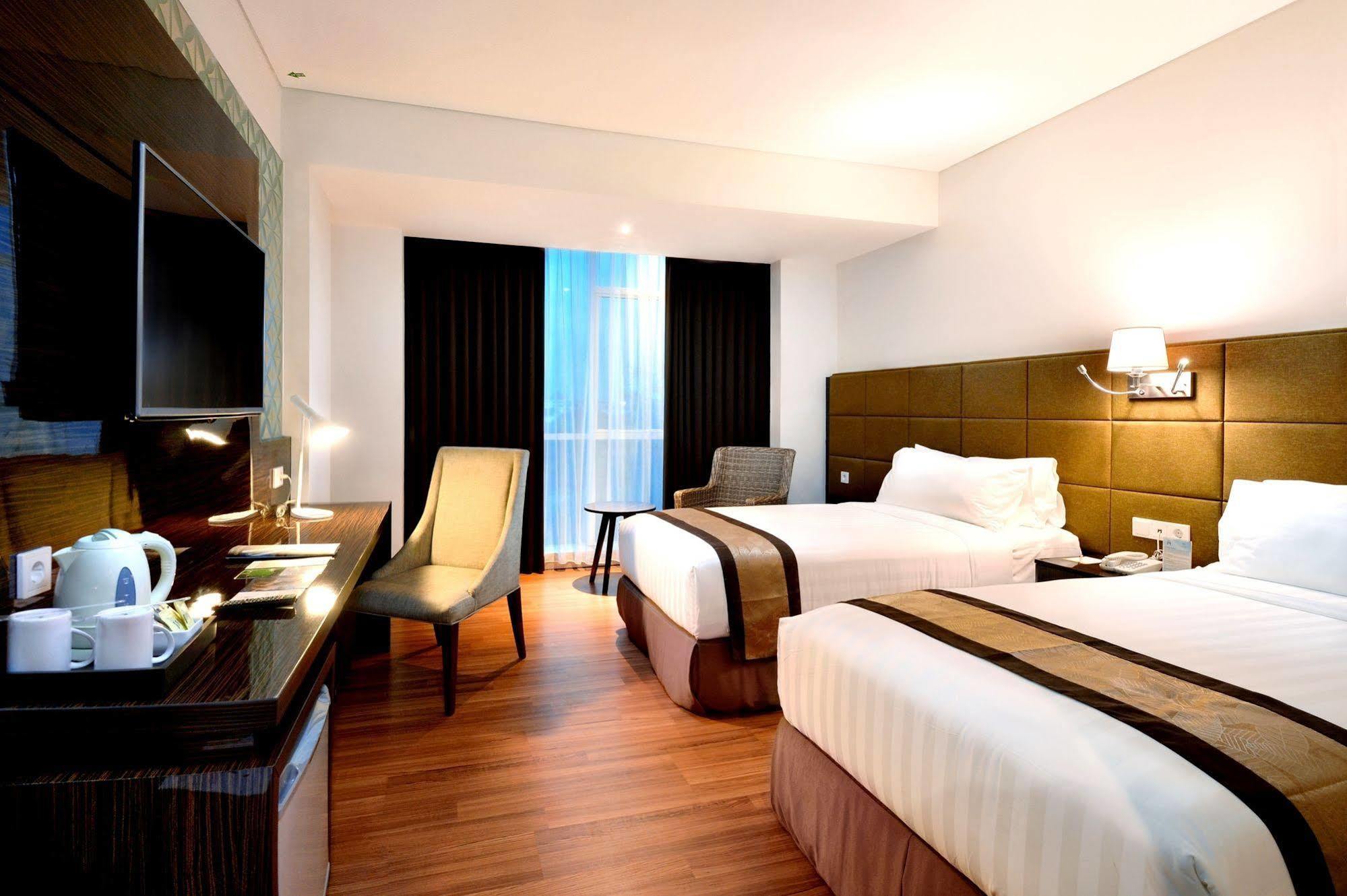 ดิ เอเทรียม โฮเต็ล แอนด์ รีสอร์ต ยอกยาการ์ต้า Hotel Melati ภายนอก รูปภาพ